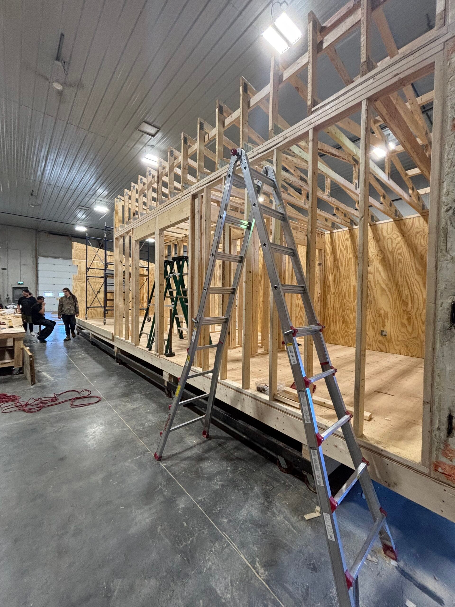 Niiwin Wendaanimok trades training Modular Home Construction