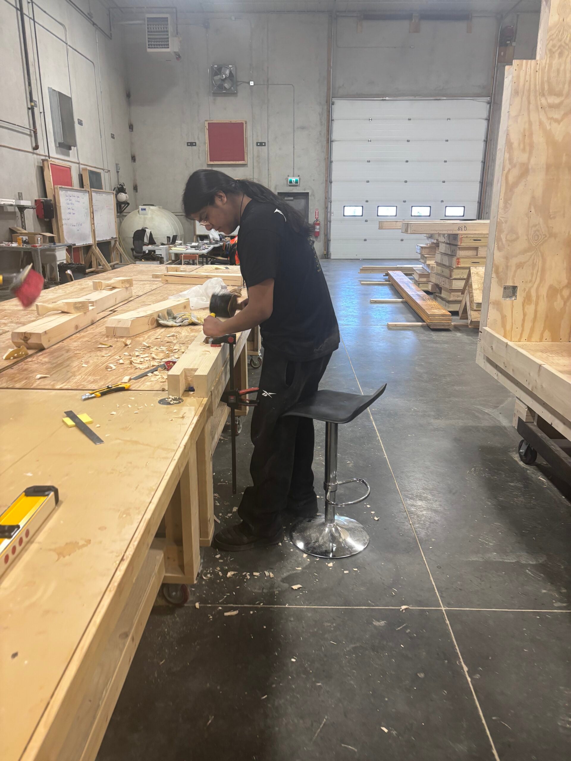 Niiwin Wendaanimok trades training Carpentry