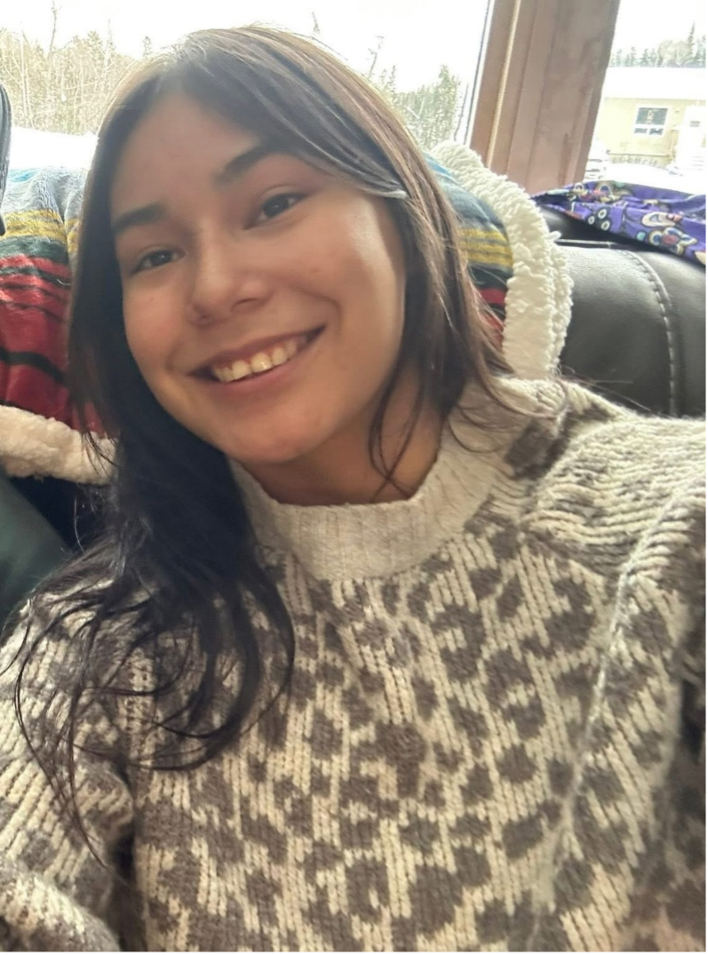 Elycia Skeid Niiwin Staff
